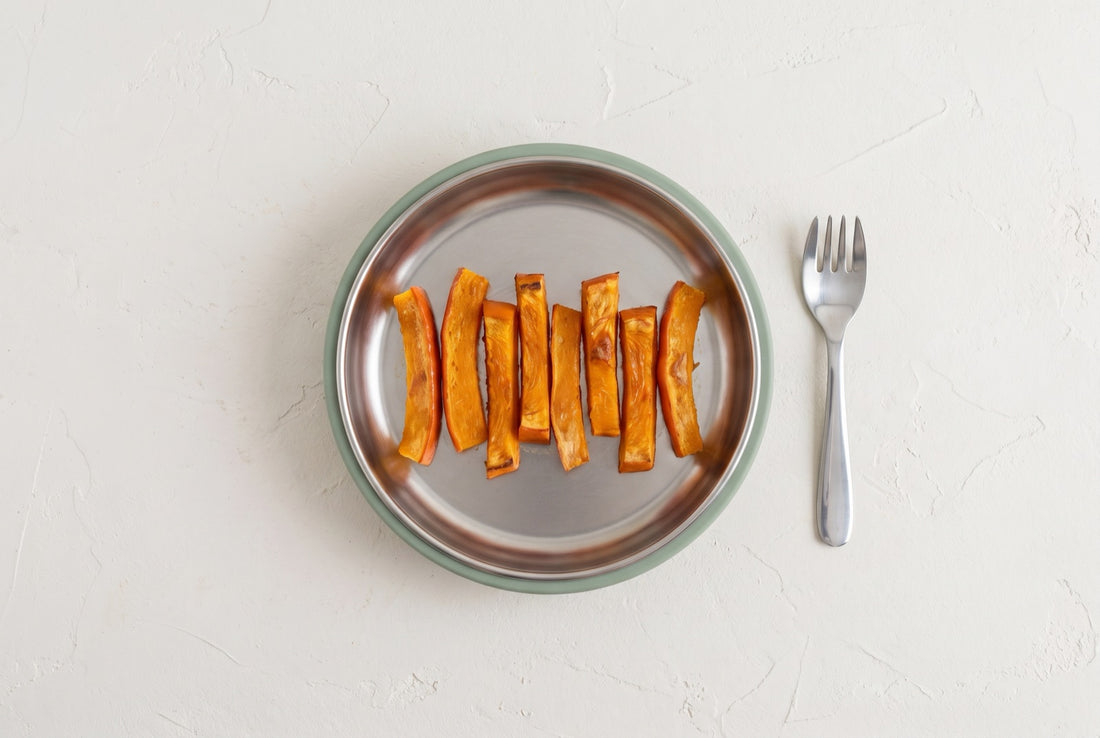 Kürbis-Sticks aus dem Ofen: Weiches BLW-Fingerfood (ab 6. Monat) – fertiges Gericht von oben